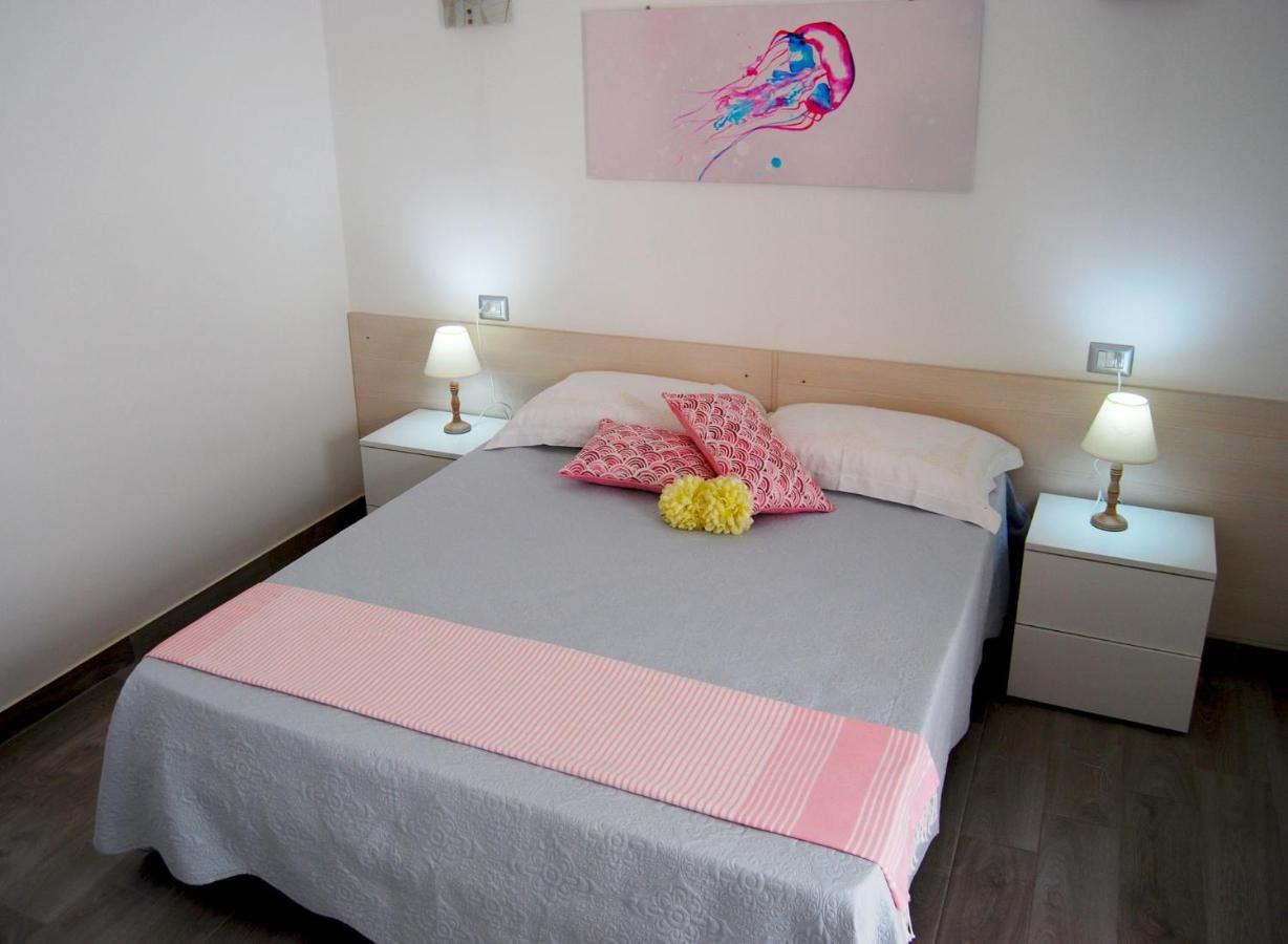B&B Capo Rizzuto Fronte Mare Exterior foto